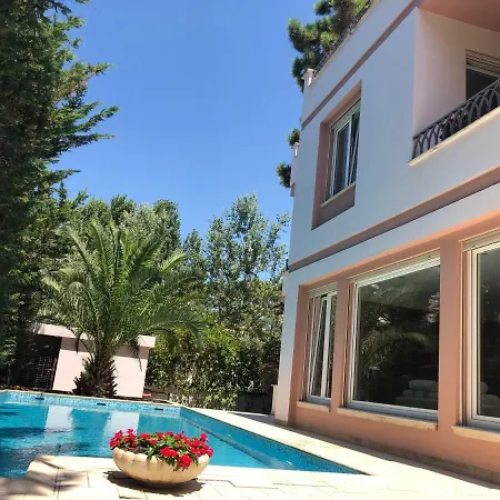 Villa Lidson Golem (Tirana)