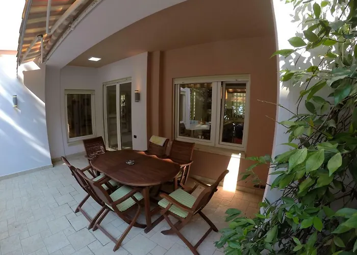 Lidson Villa Golem (Tirana)