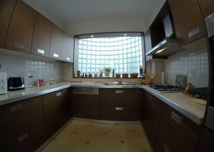 Lidson Villa Golem (Tirana)