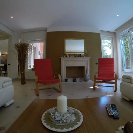 Lidson Golem (Tirana)